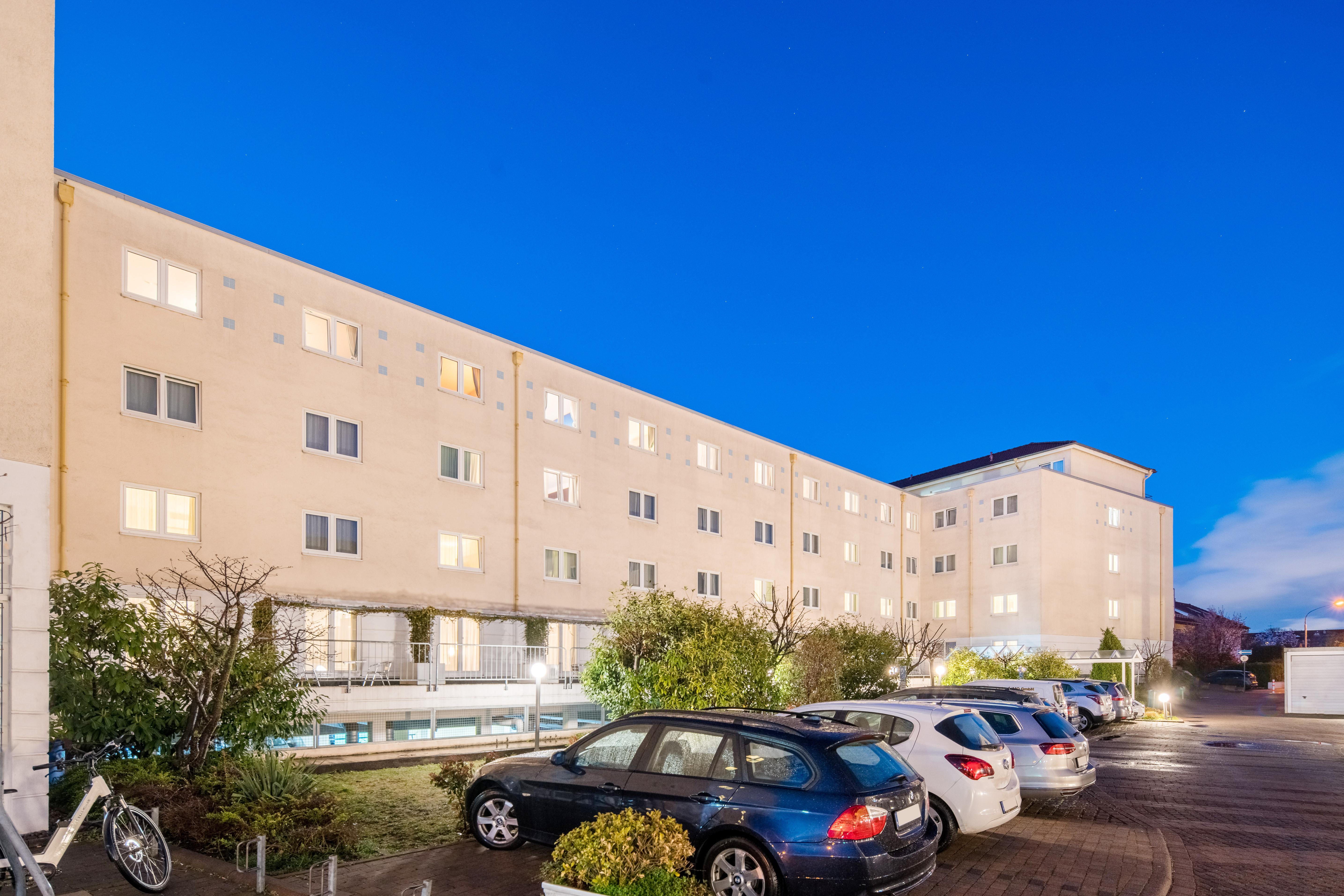 Airways Hotels Frankfurt Airport West Raunheim Esterno foto
