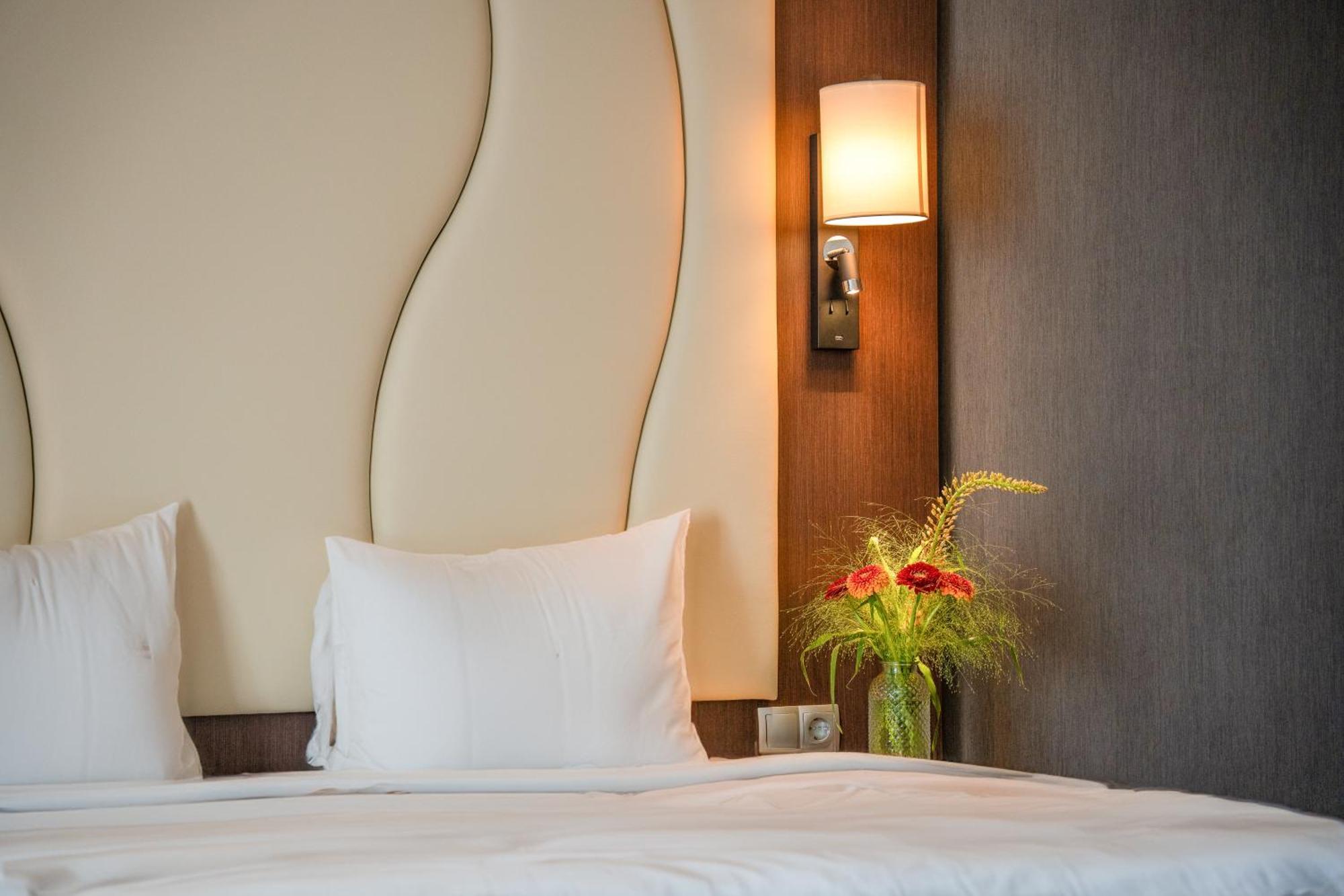 Airways Hotels Frankfurt Airport West Raunheim Camera foto